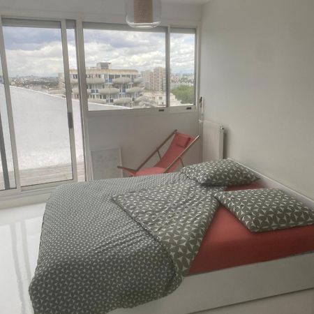 14Eme Et Der Etage "Arty" Avec 2 Chambres Et Vue Panoramique ! クレテイユ エクステリア 写真